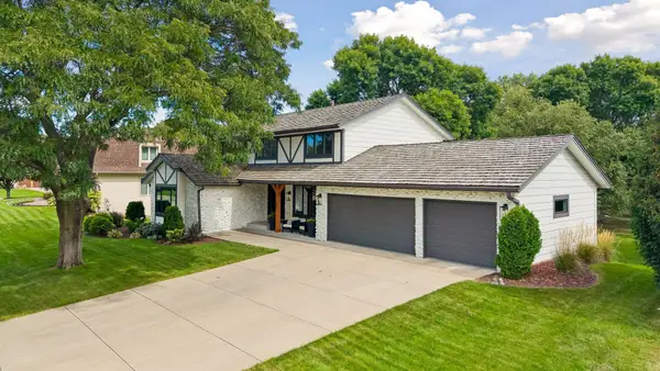 7505 Hyde Park Drive, Edina, MN 55439