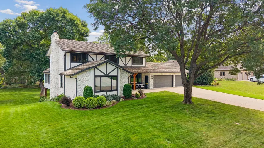 7505 Hyde Park Drive, Edina, MN 55439 - #2
