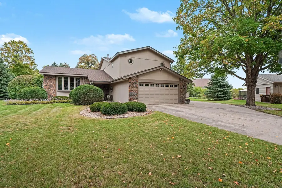 712 Highland Drive, New Prague, MN 56071 - #2