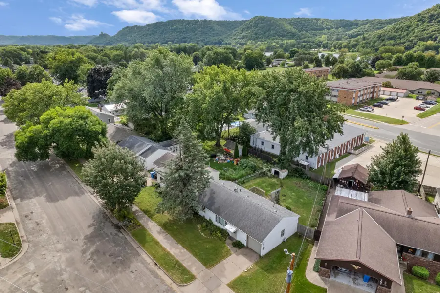 687 W Belleview Street, Winona, MN 55987 - #2