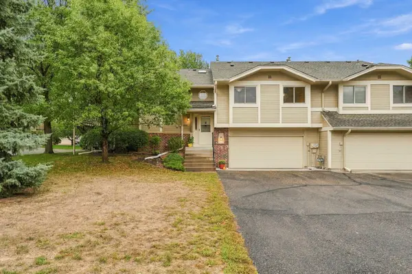 8414 Zinnia Lane N, Maple Grove, MN 55369