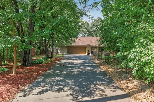 13608 Gladiola Street Nw, Andover, MN 55304