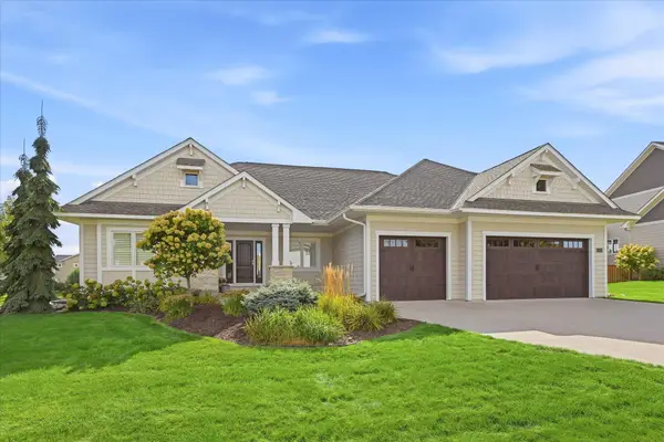 3204 Landon Court, Chaska, MN 55318