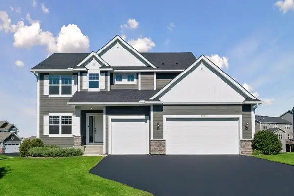 1590 Hackamore Drive, Victoria, MN 55386