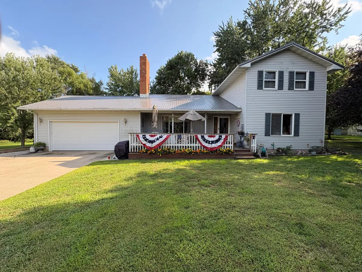 330 2nd Avenue Nw, Glenville, MN 56036 - #1