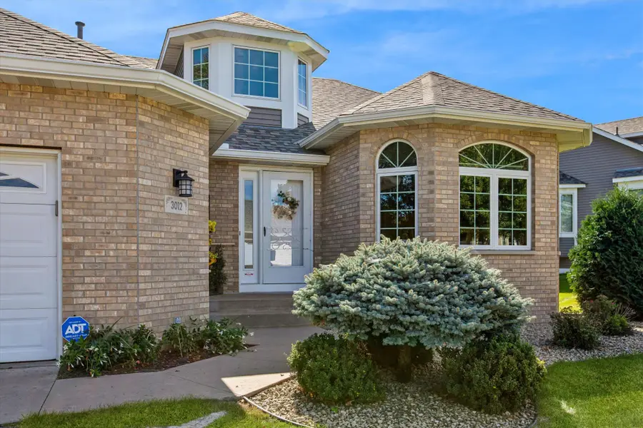3012 Highpointe Curve, Roseville, MN 55113 - #2