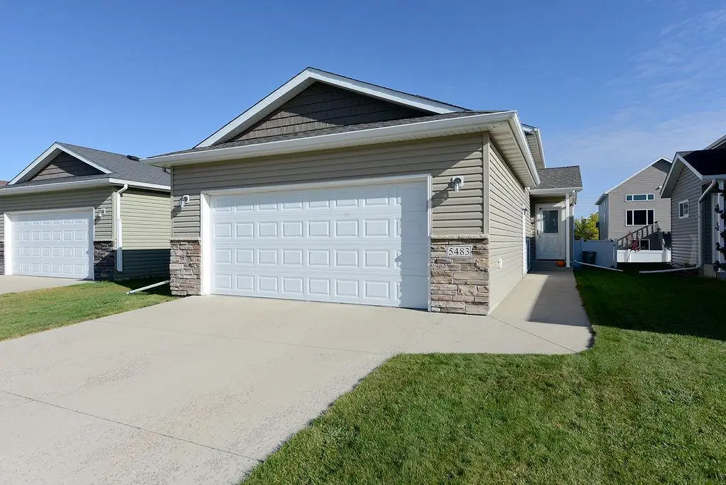 5483 49th Avenue S, Fargo, ND 58104 - #1