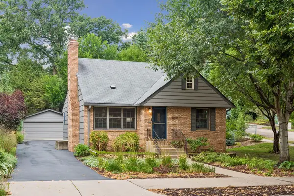 4000 Abbott Avenue S, Minneapolis, MN 55410
