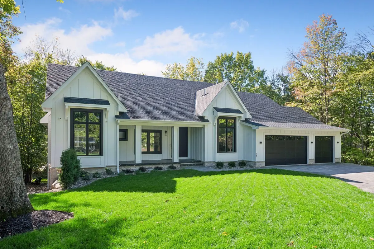 15 Maple Hill Drive, Tonka Bay, MN 55331 - #1