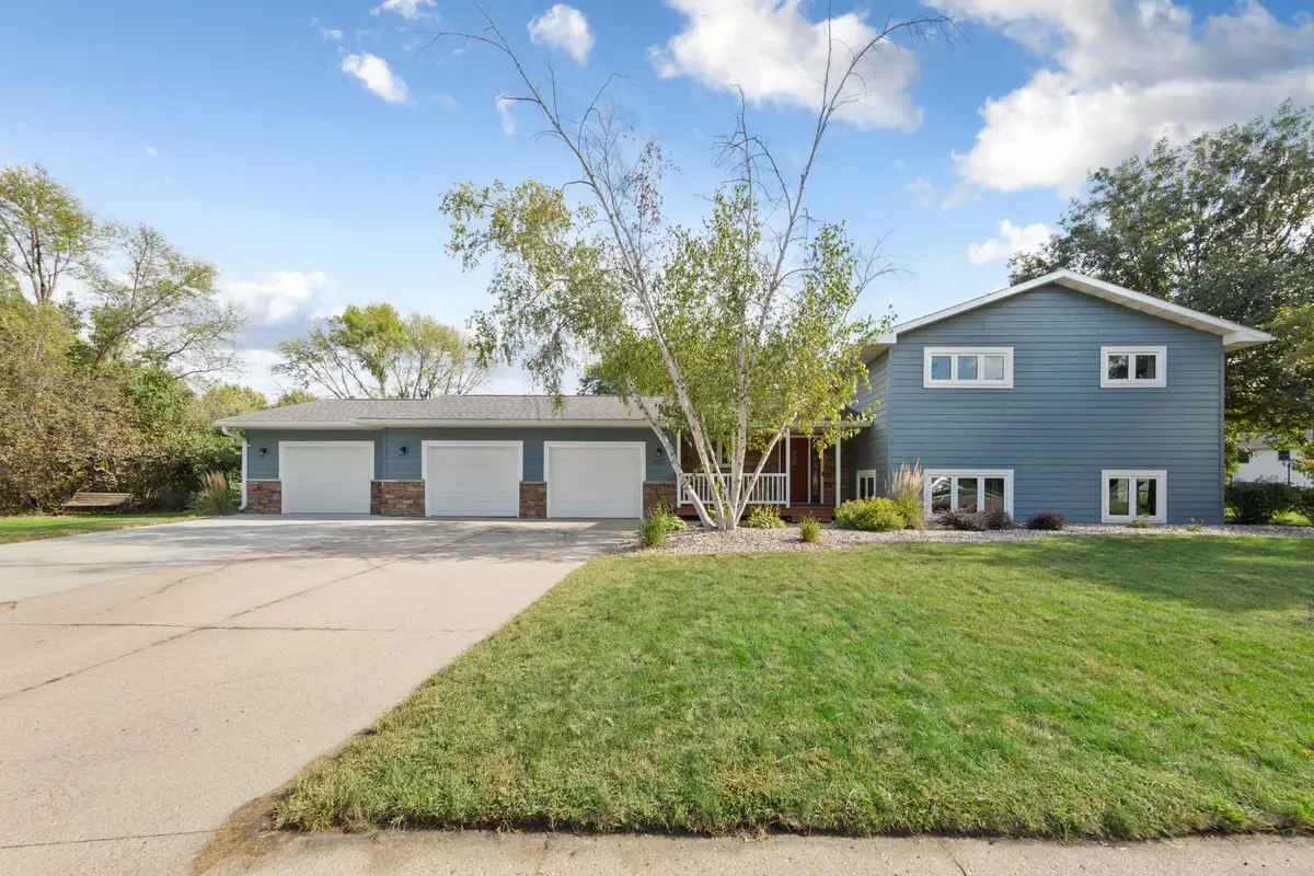 1552 Nottingham Drive, North Mankato, MN 56003 - #1