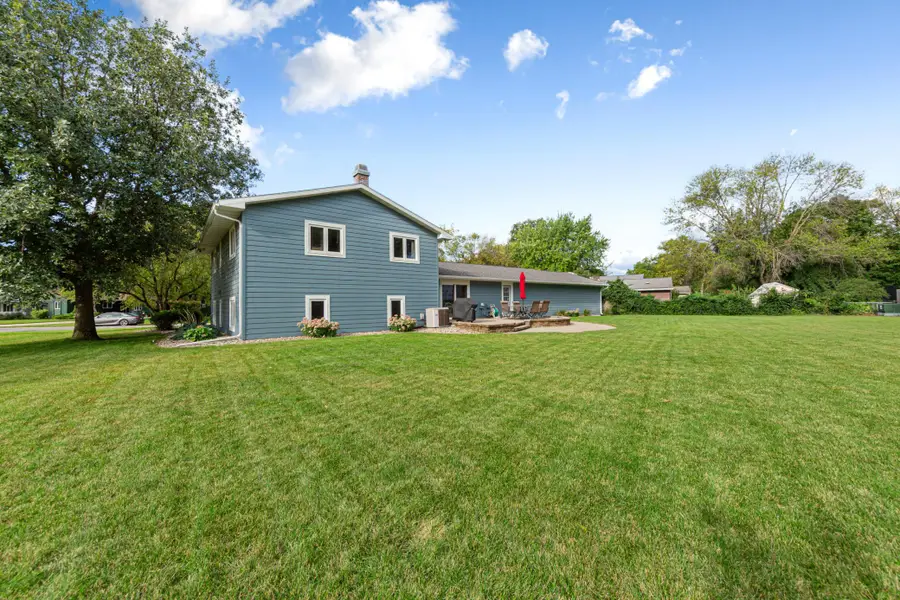 1552 Nottingham Drive, North Mankato, MN 56003 - #3
