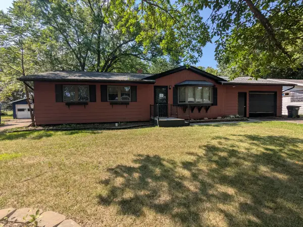 518 Sunrise Avenue, Paynesville, MN 56362