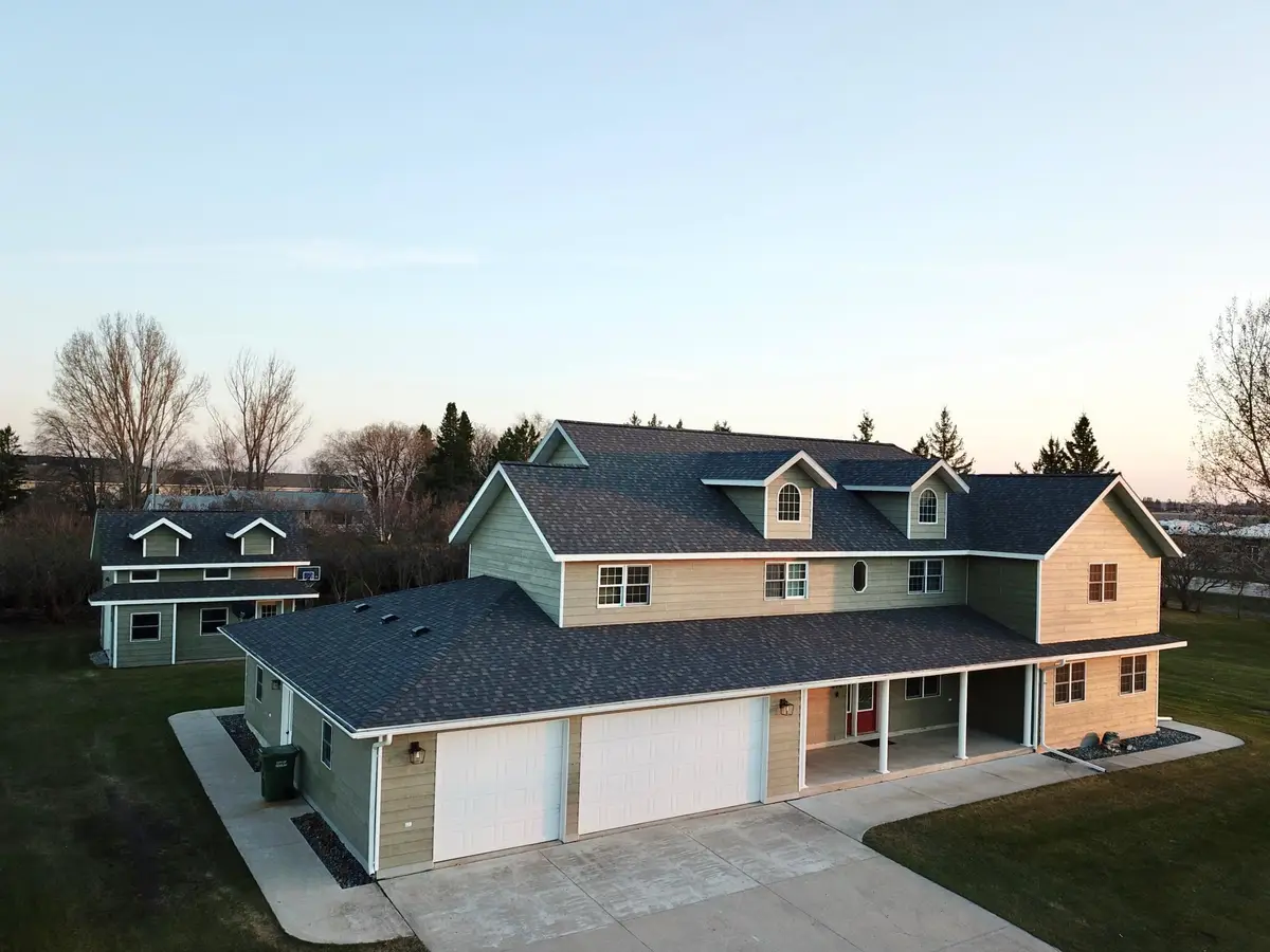 310 7th Street Sw, Roseau, MN 56751 - #1