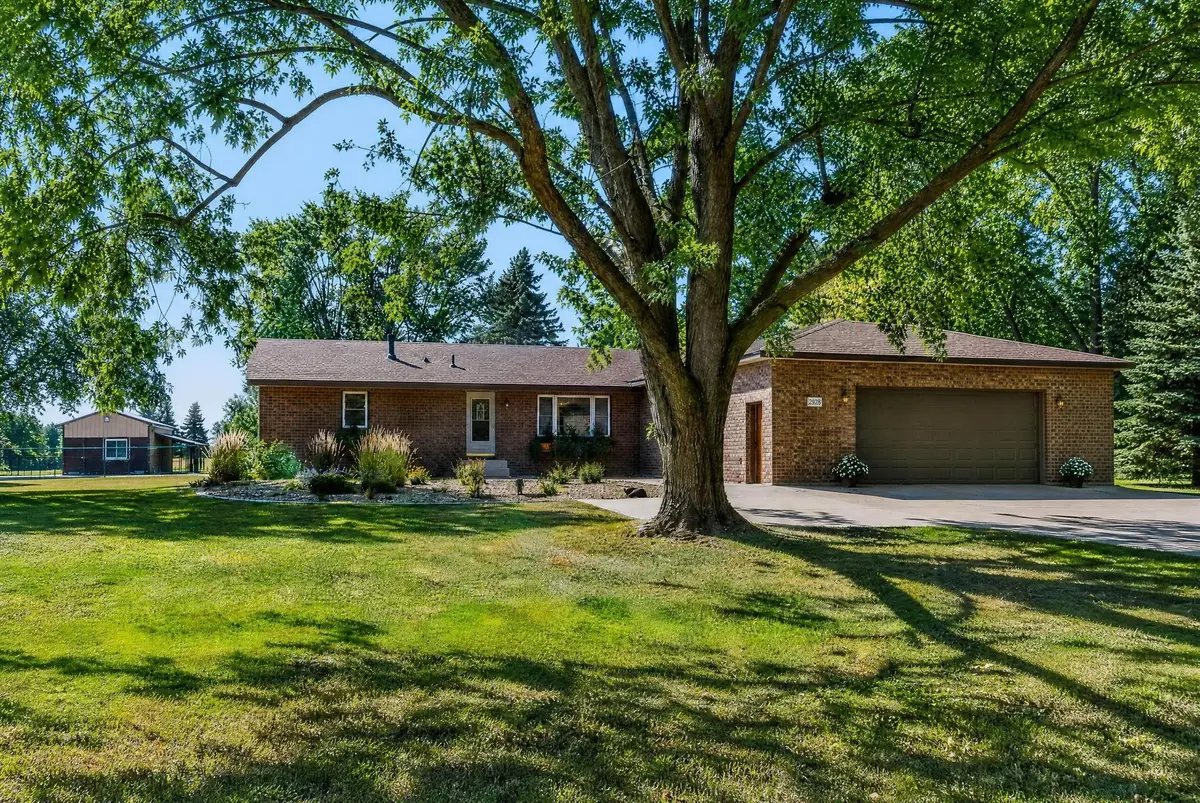 8840 235th Street W, Lakeville, MN 55044 - #1