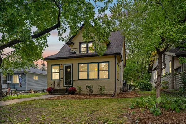 2017 22nd Avenue Ne, Minneapolis, MN 55418