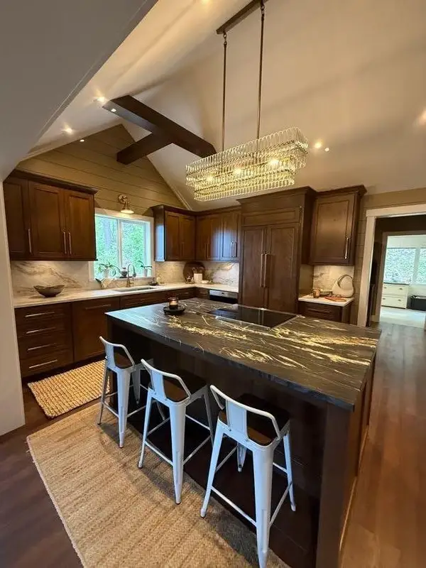 631 Front Street, Hudson, WI 54016