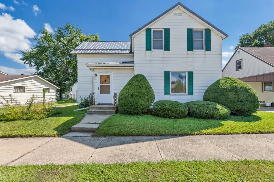 318 E Grove Street, Caledonia, MN 55921 - #2