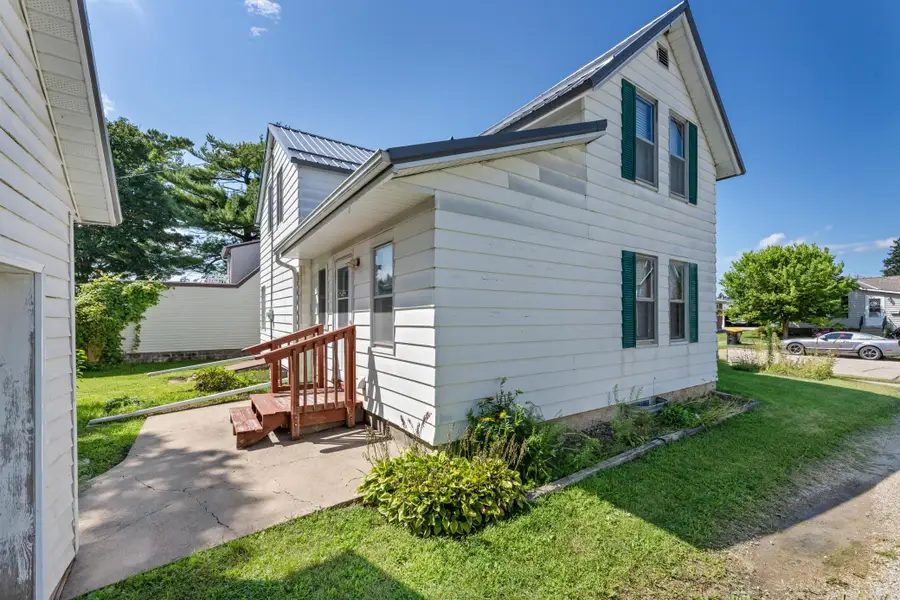 318 E Grove Street, Caledonia, MN 55921 - #3