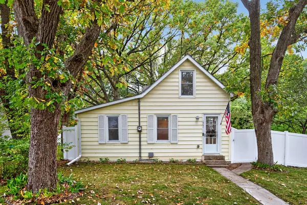 1061 Wall Street, Big Lake, MN 55309