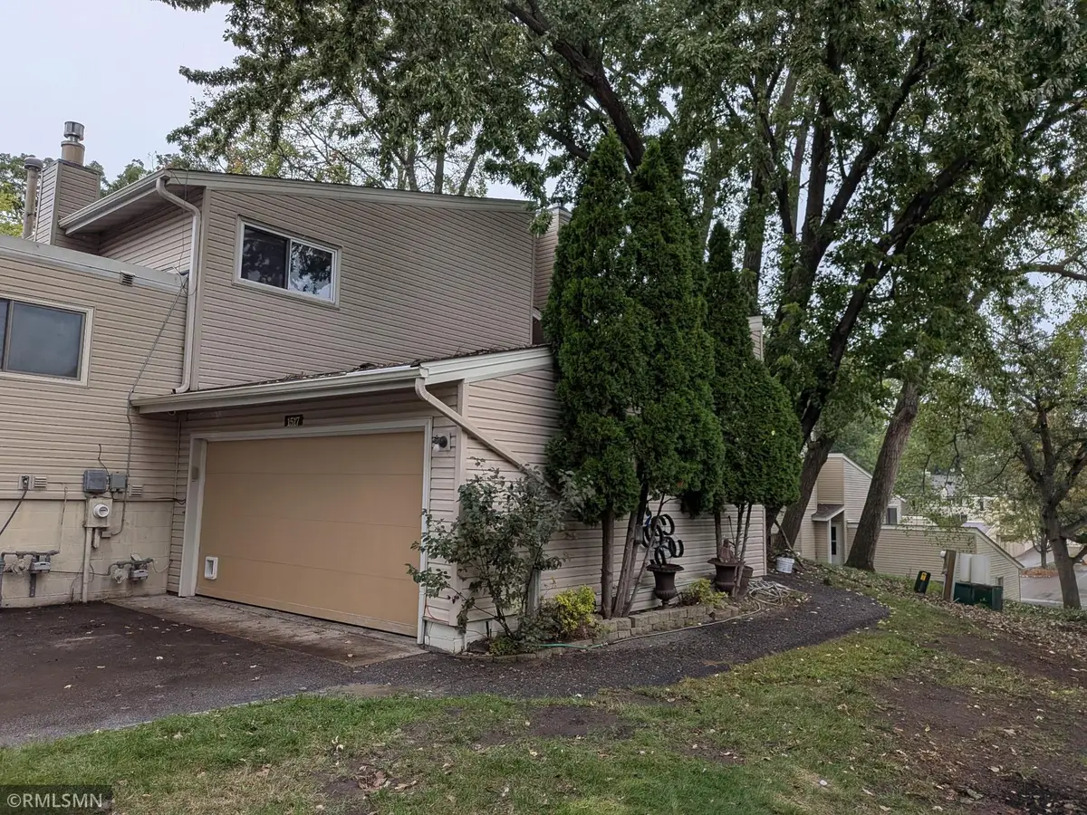 1517 N Innsbruck Drive, Fridley, MN 55432 - #1