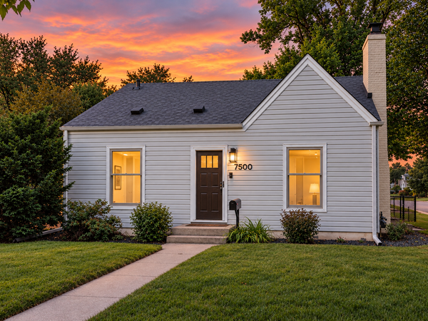 7500 3rd Avenue S, Richfield, MN 55423