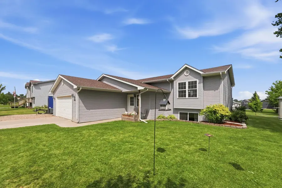 605 W 8th Avenue, Osakis, MN 56360 - #2