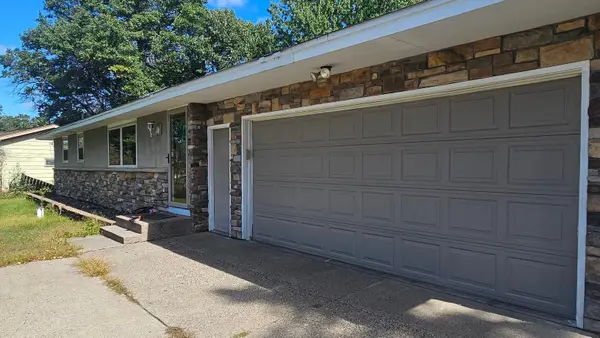 15955 Swallow Street Nw, Andover, MN 55304