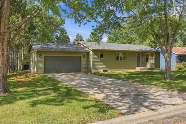 2015 Highview Drive, Sauk Rapids, MN 56379