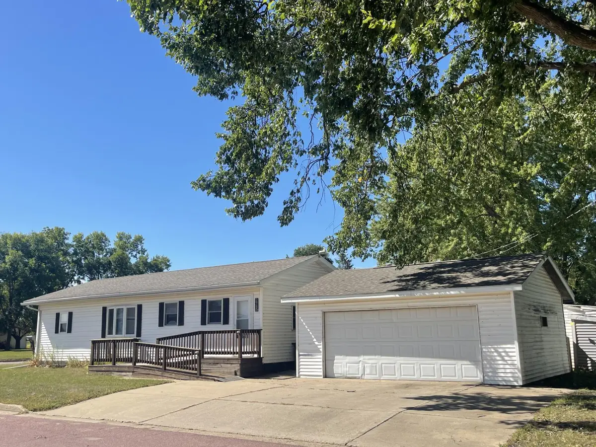 273 E Morgan Street, Tracy, MN 56175 - #1