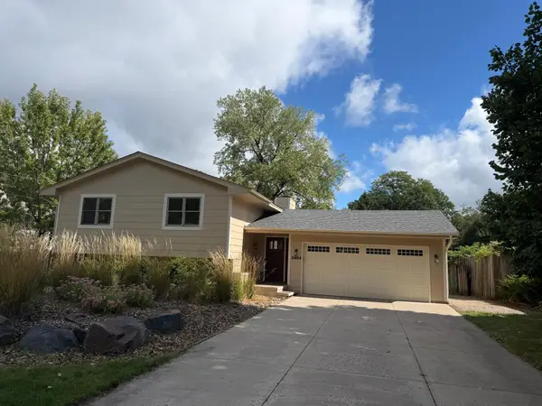 3404 Owasso Street, Shoreview, MN 55126