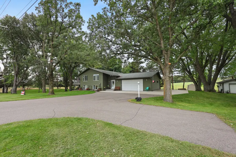 1203 6th Avenue Se, Saint Stephen, MN 56375 - #2