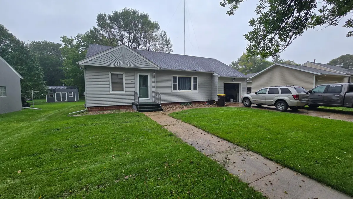 233 N 1st Avenue E, Truman, MN 56088 - #1