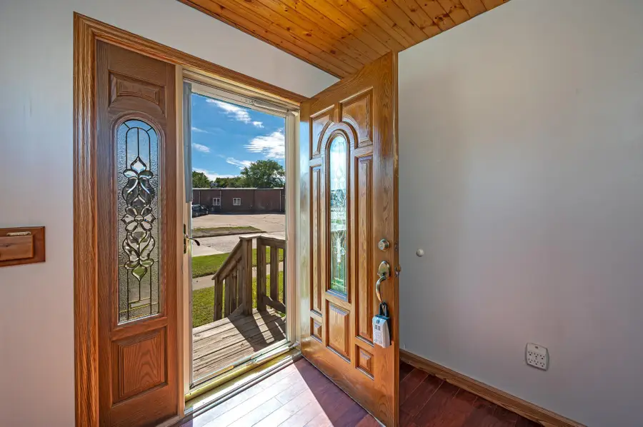 218 W 3rd Street, Fairmont, MN 56031 - #2