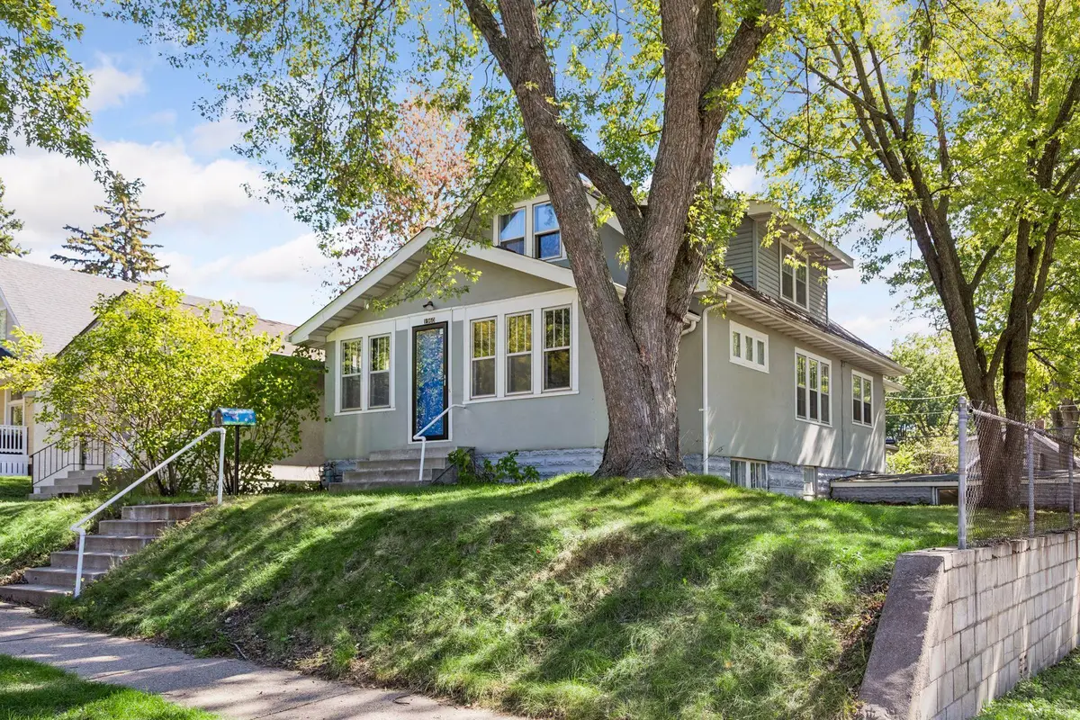 1960 Ivy Avenue E, Saint Paul, MN 55119 - #1