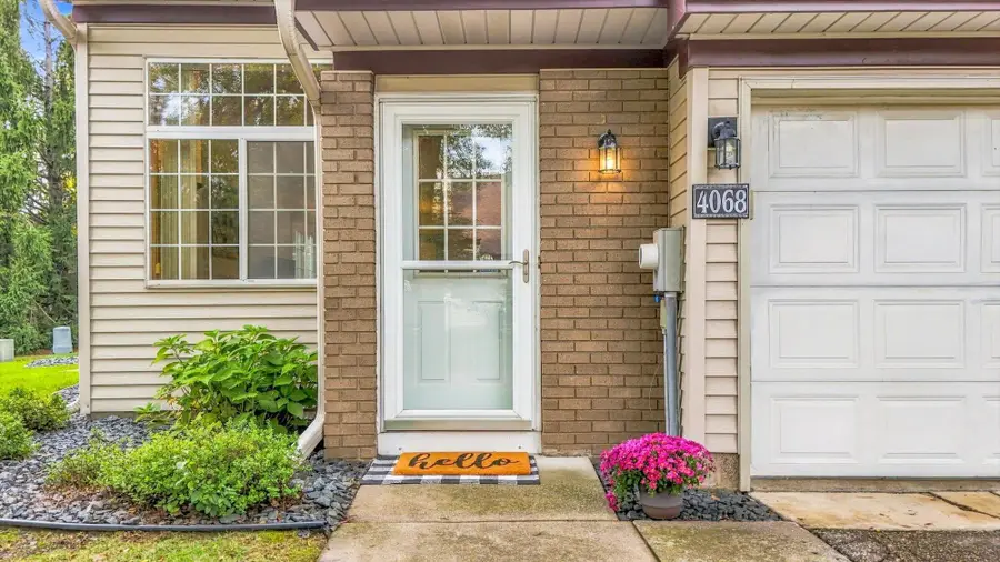 4068 Wilshire Circle #43, Shoreview, MN 55126 - #3