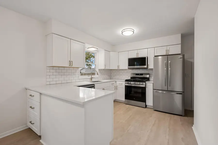 6607 Colfax Avenue N, Brooklyn Center, MN 55430 - #2