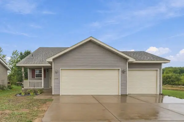 4005 21st Avenue S, Saint Cloud, MN 56301