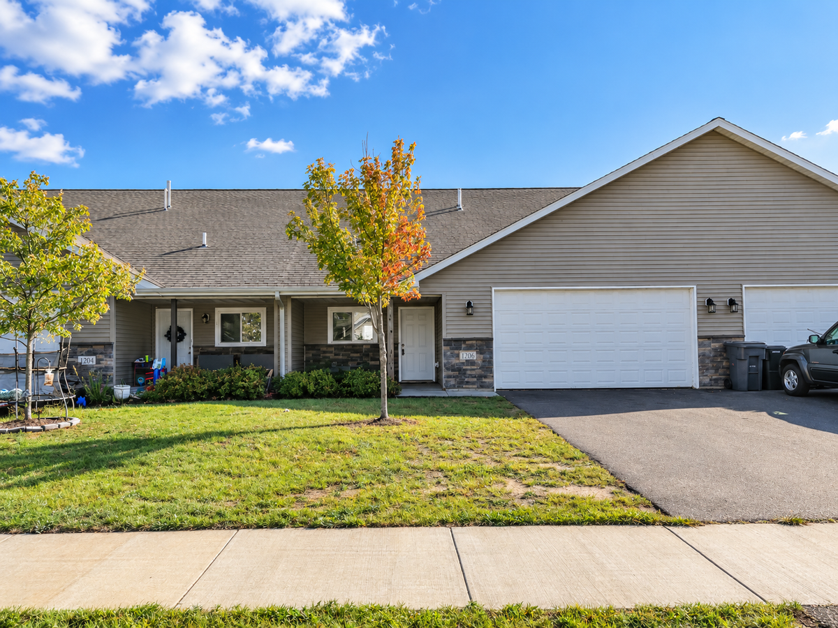 1206 W 9th Street, New Richmond, WI 54017 - #1
