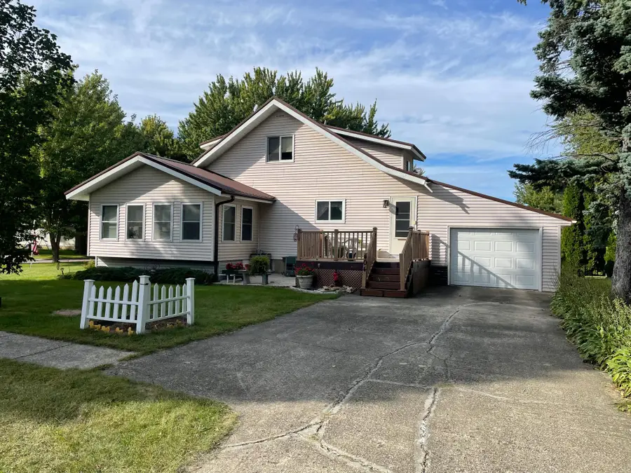 404 1st Street Nw, Grand Meadow, MN 55936 - #2