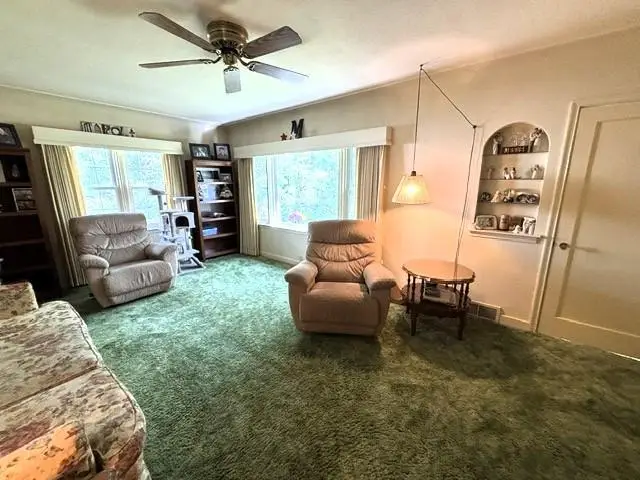 3809 2nd Avenue E, Hibbing, MN 55746 - #2
