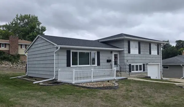 426 9th Street Nw, Valley City, ND 58072
