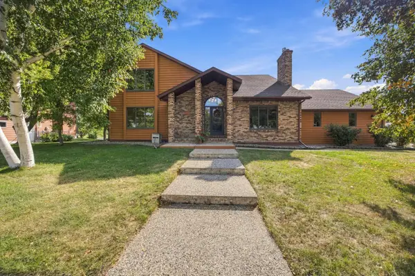 2802 28th Avenue S, Fargo, ND 58103