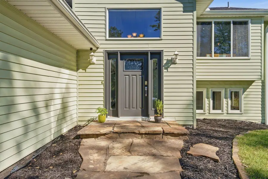 5700 Lexington Avenue N, Shoreview, MN 55126 - #3