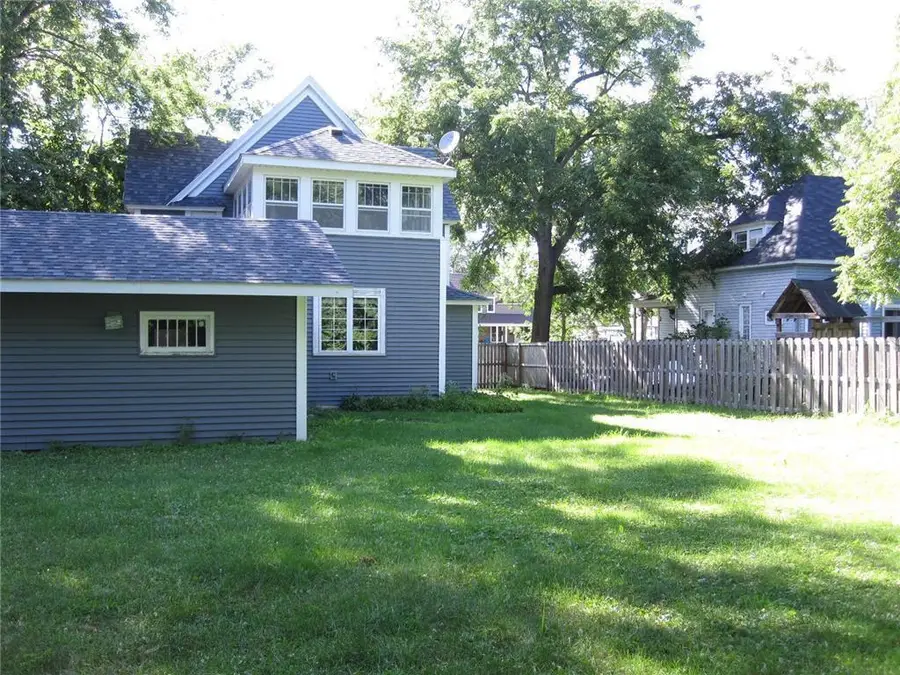 230 N Arch Avenue, New Richmond, WI 54017 - #3