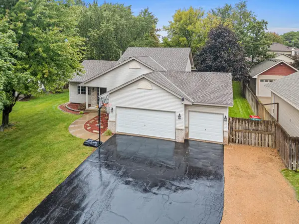 2317 129th Lane Nw, Coon Rapids, MN 55448
