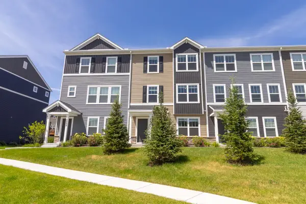 5860 156th Street W, Apple Valley, MN 55124