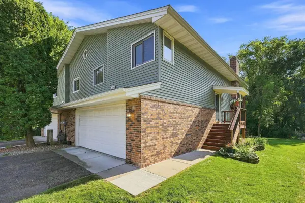 18385 Creeks Bend Drive, Minnetonka, MN 55345
