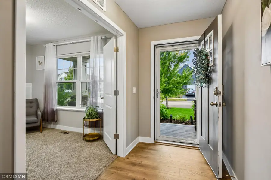 1909 Meridian Curve, Carver, MN 55315 - #3
