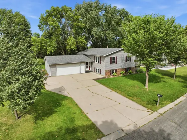 1412 18th Street Sw, Willmar, MN 56201