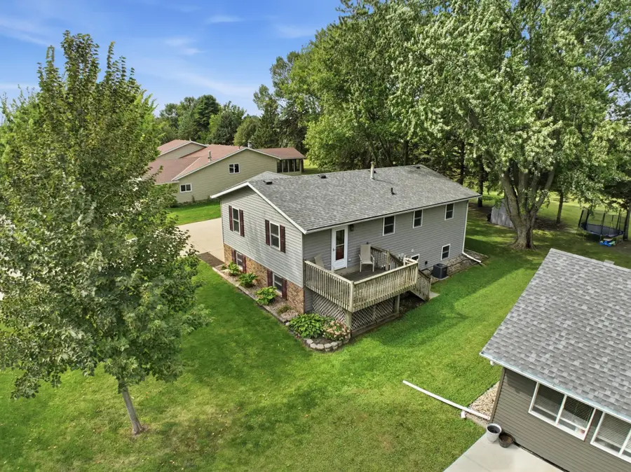 1412 18th Street Sw, Willmar, MN 56201 - #2
